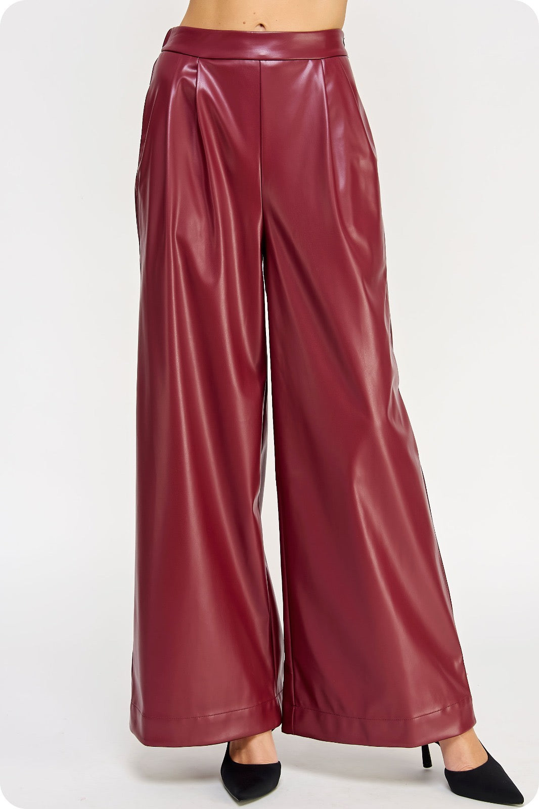 Daring Duo Leather Set