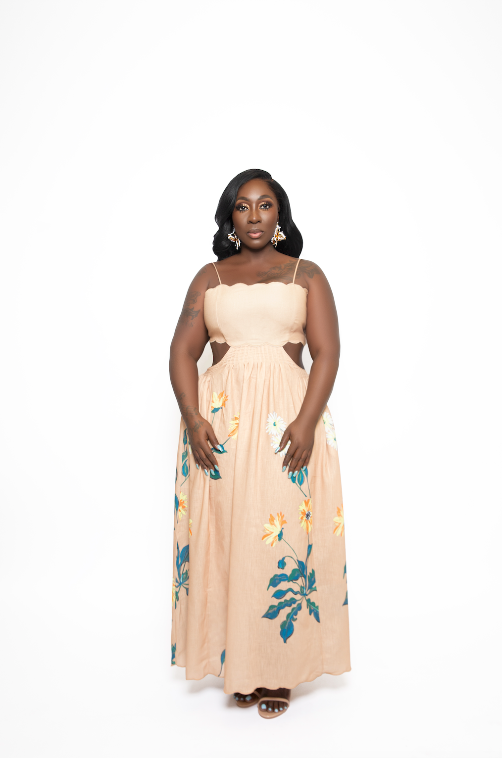 Daisy Daze Scallop Maxi Dress