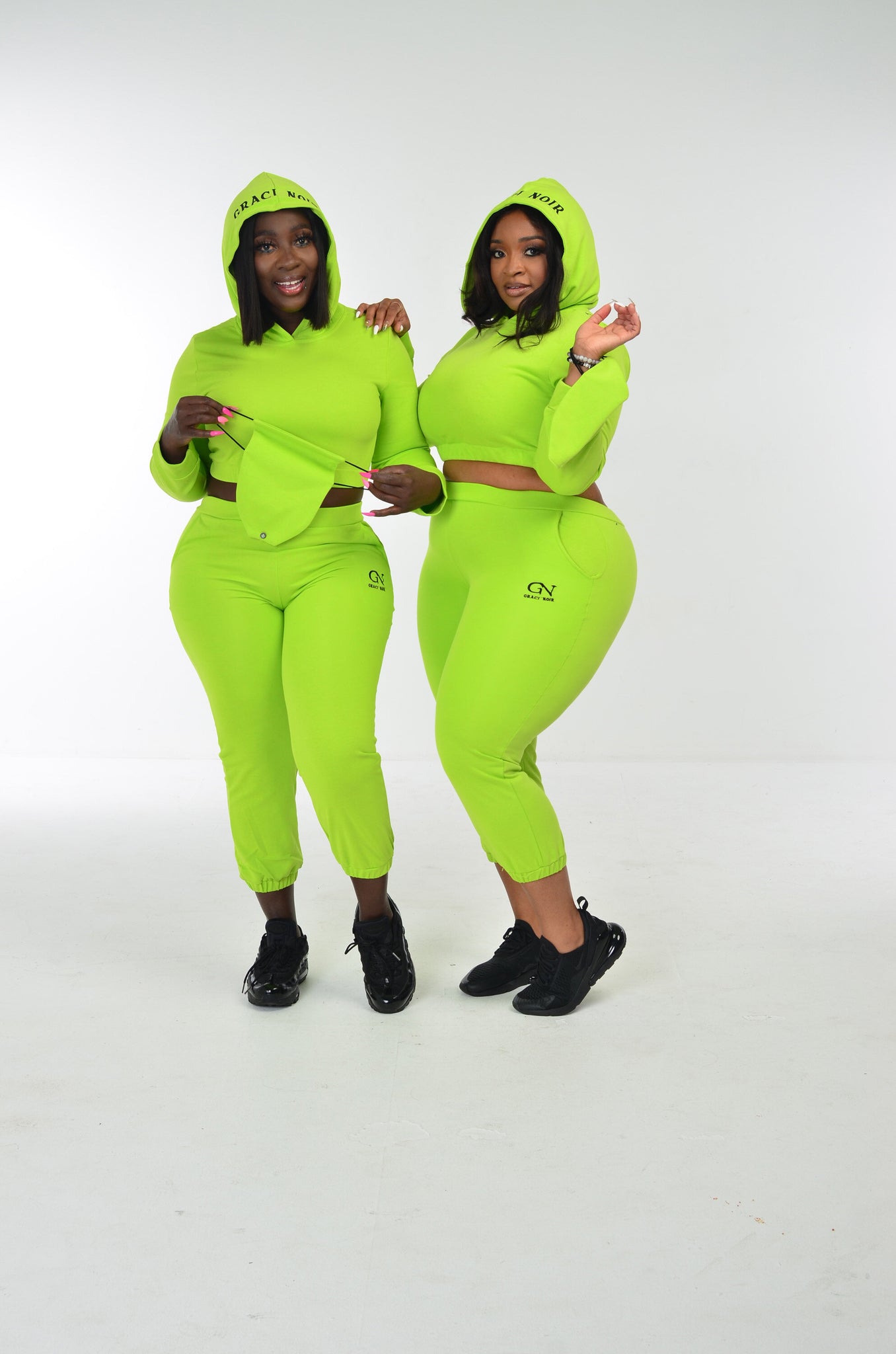 Graci Noir Signature Cropped Jogger Set