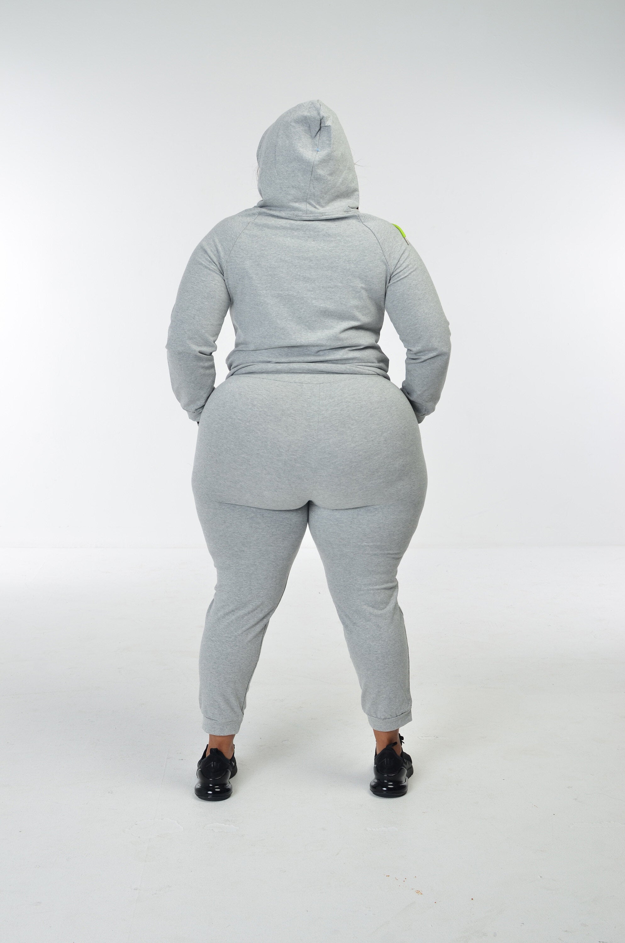 GREY GN TRACKSUIT PLUS