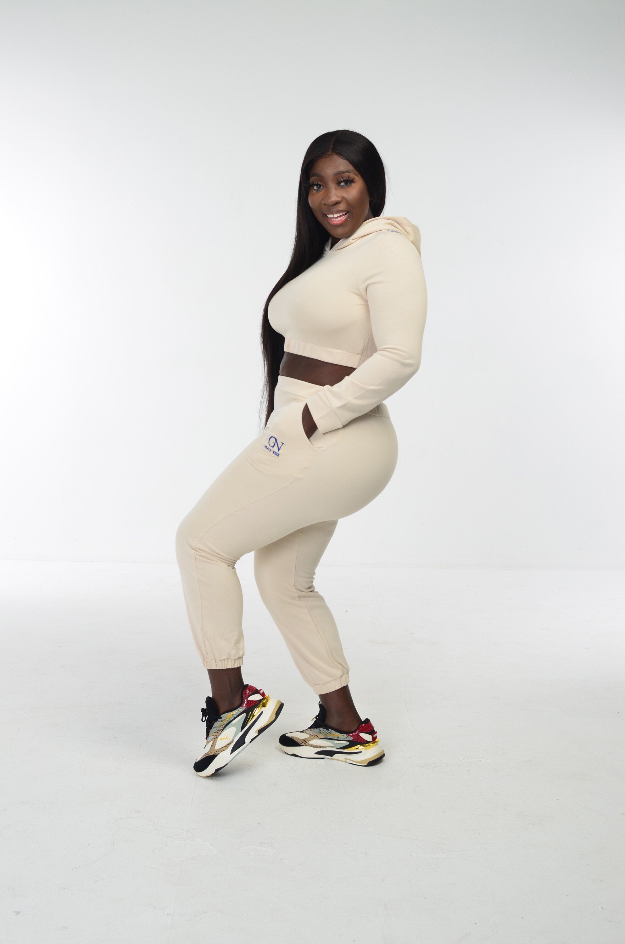 Graci Noir Signature Cropped Jogger Set