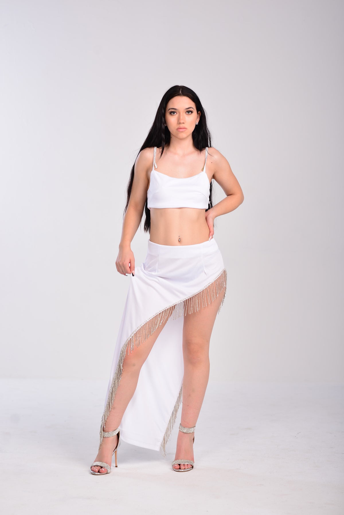 WHITE DIAMONDS
