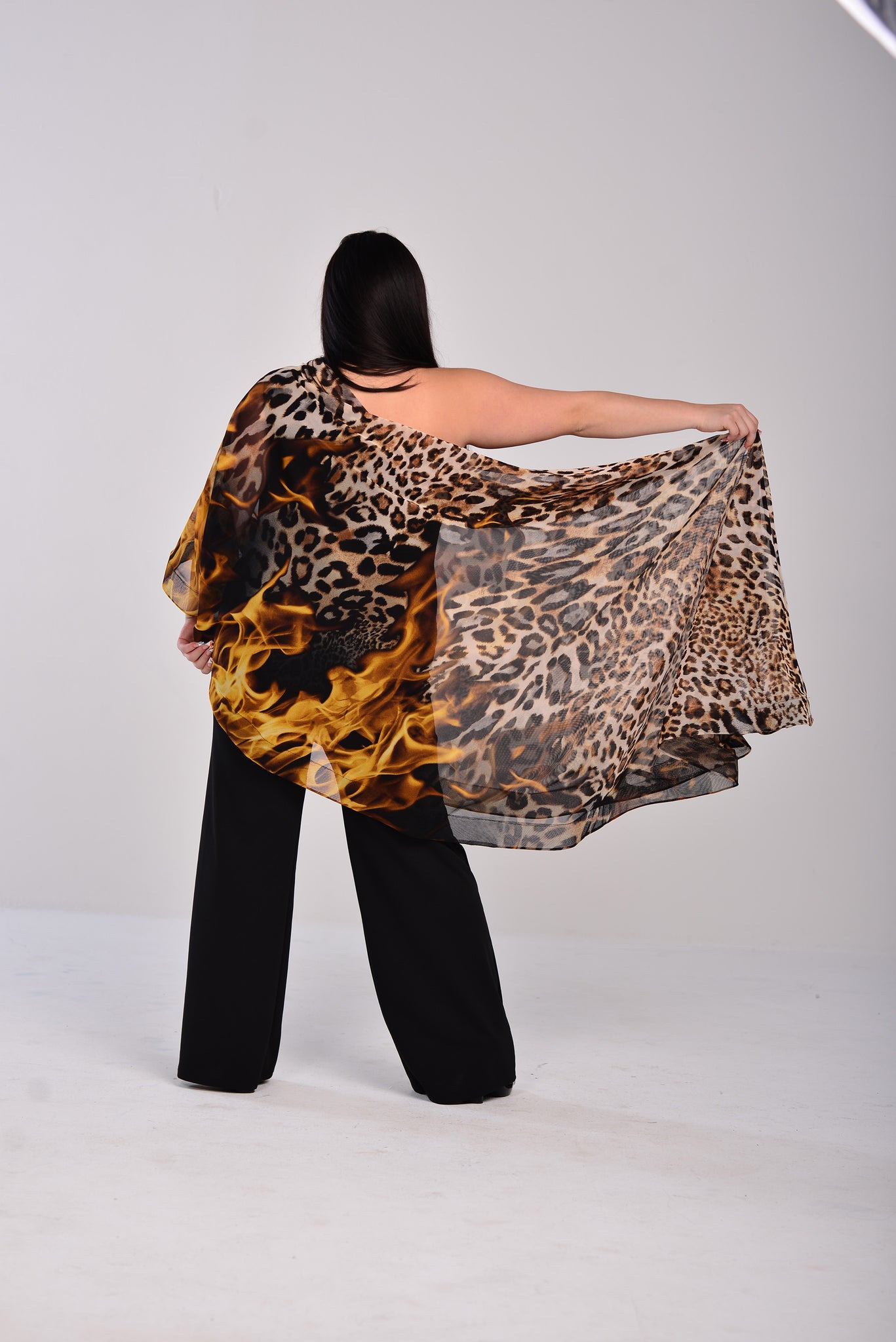 LEOPARD FLAMES