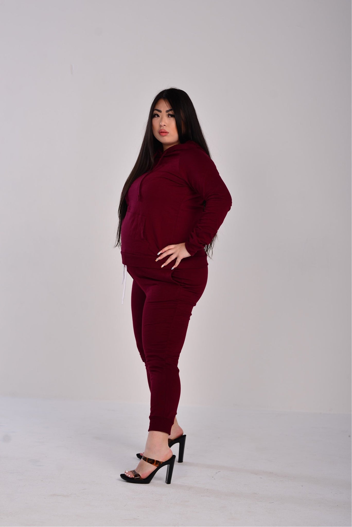 SIMPLE BURGUNDY