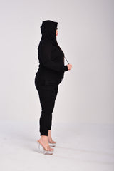 SIMPLE BLACK