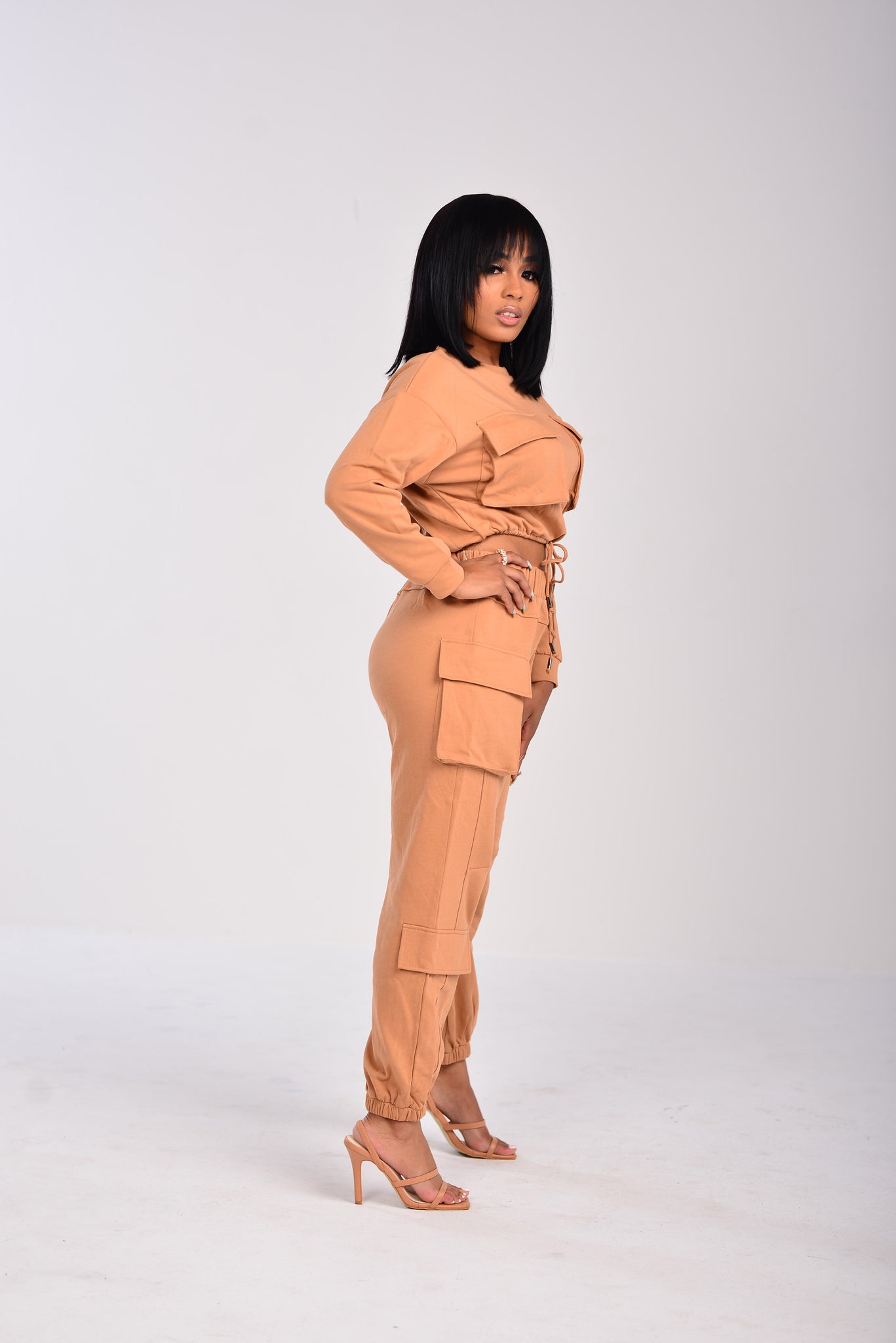 NUDE POCKETS