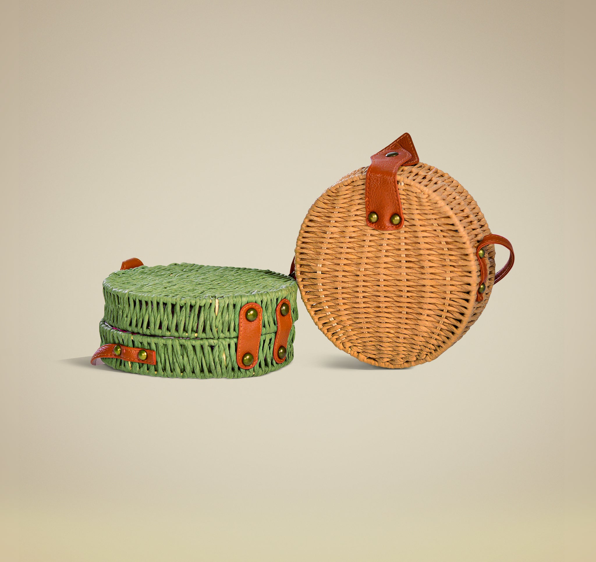 NUDE STRAW BAG