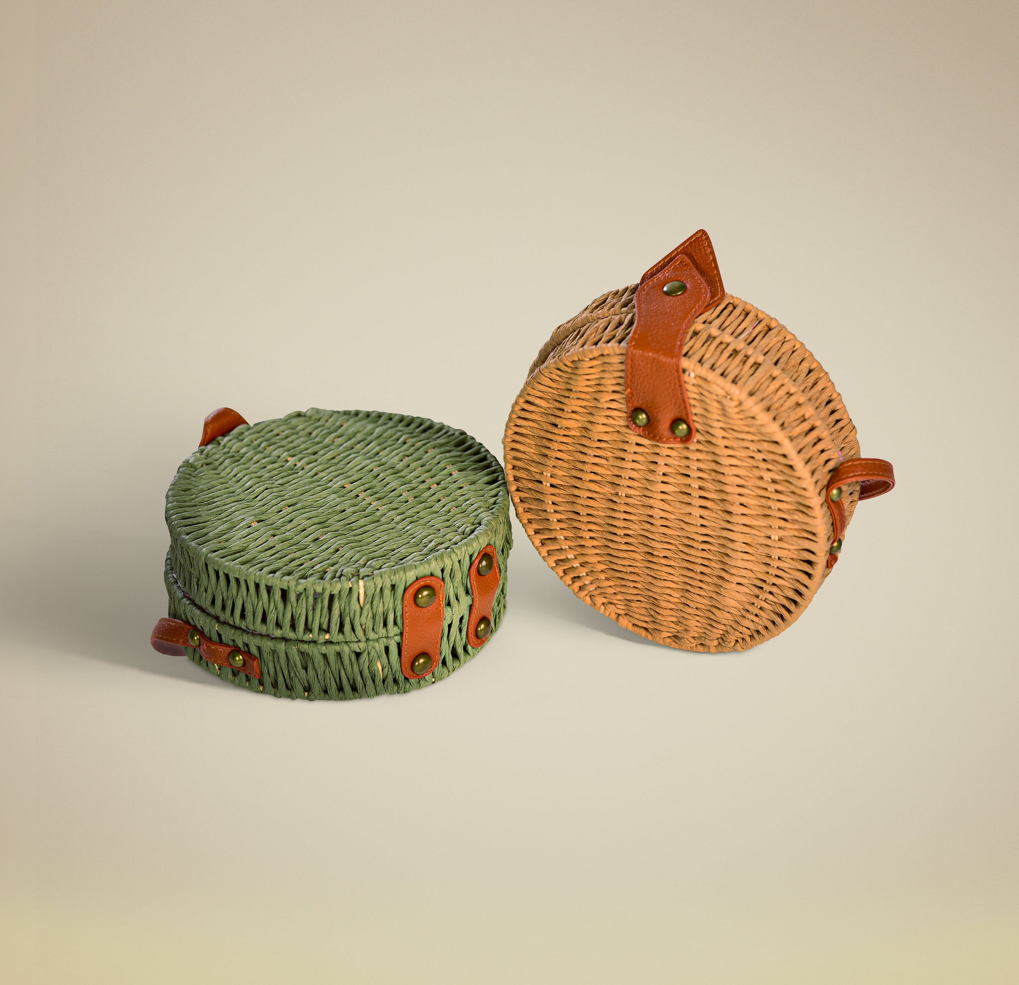 GREEN STRAW BAG