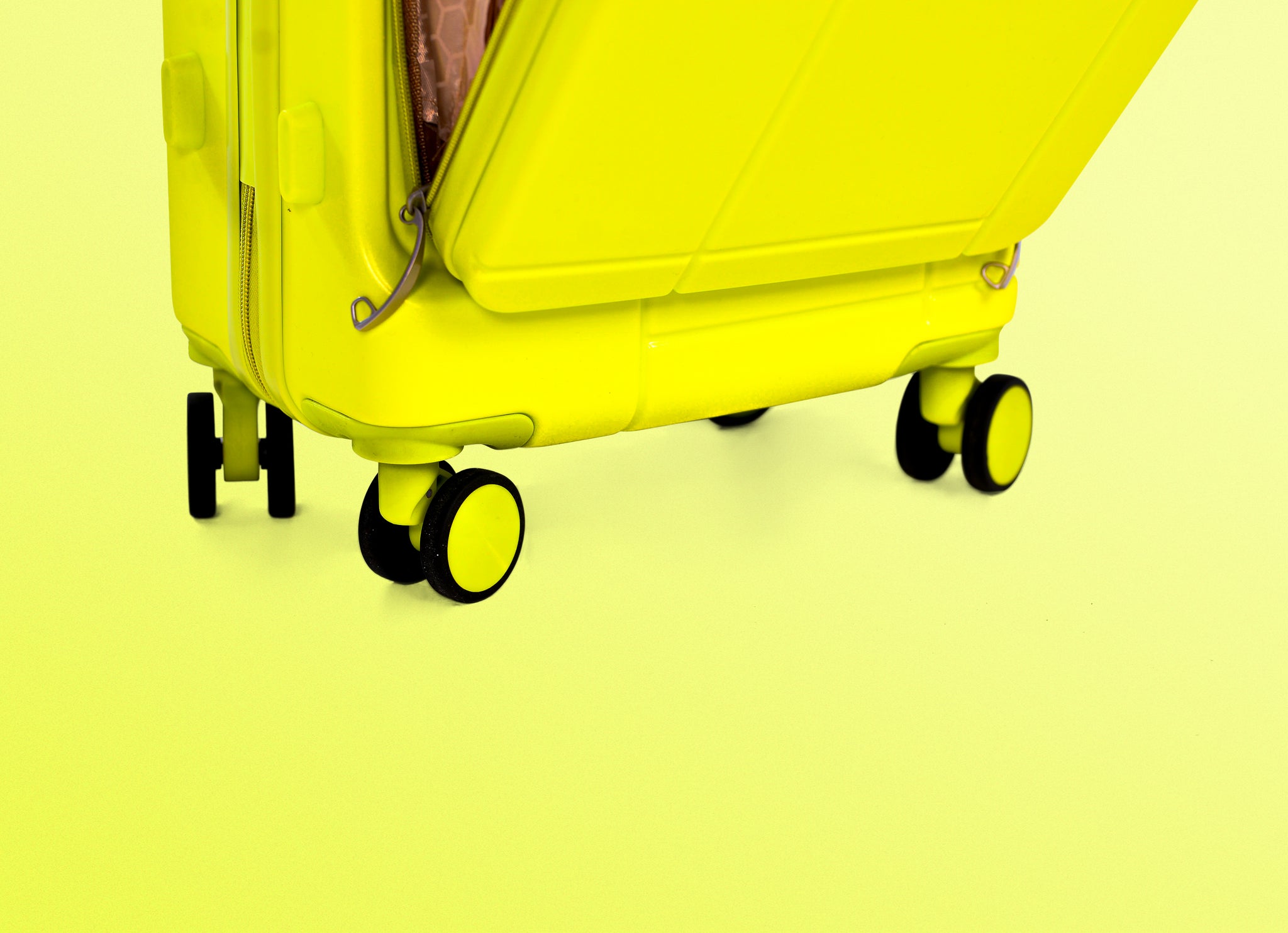 GNOIR WINDOW LUGGAGE SET PRE-ORDER