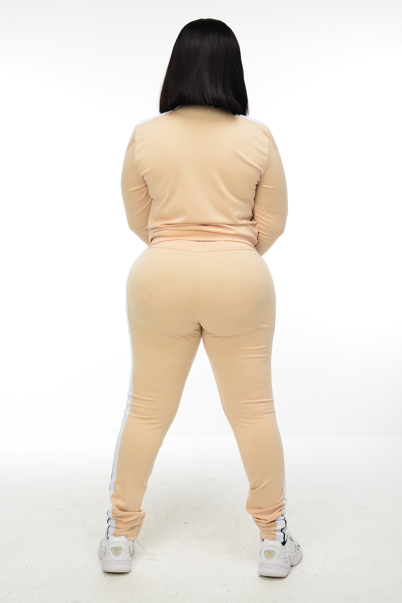 NOIR NUDE
